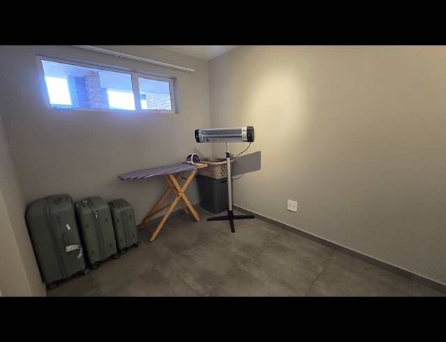 2 BEDROOM SECTIONAL TITLE FOR SALE IN NORTON SMALL FARMS